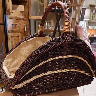 Cesto porta legna in salice con manico