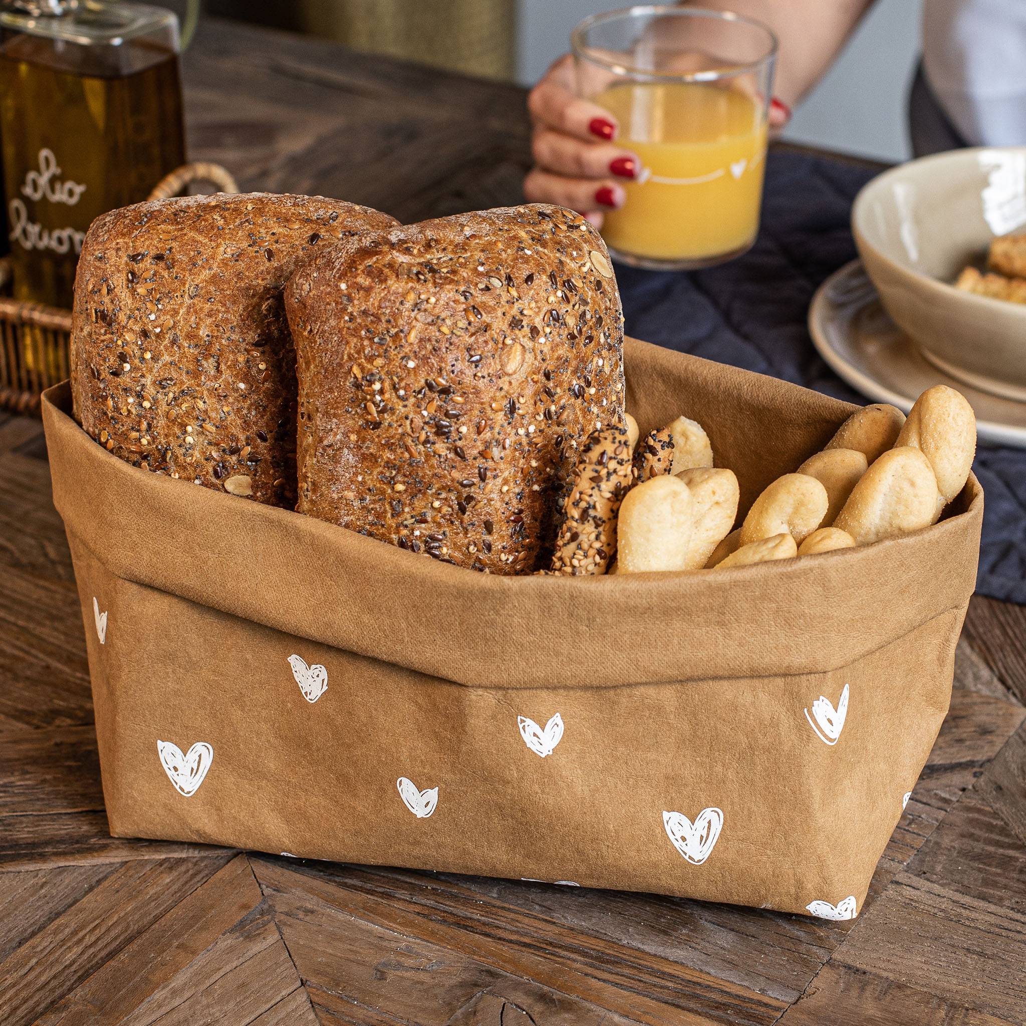 Cestino per il pane  in cellulosa con decoro Cuori Cestino per il pane  in cellulosa con decoro Cuori