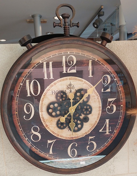 Orologio da parete noce anticato con ingranaggi a vista