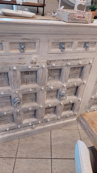 Credenza 4 ante + 4 cassetti  in legno di Acacia sbiancato
