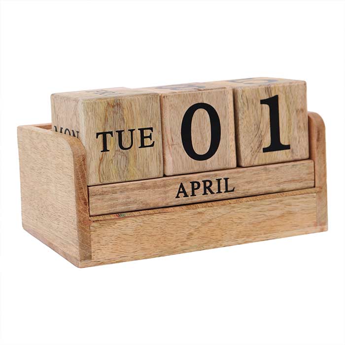 Calendario in legno