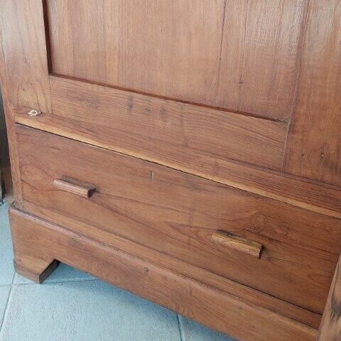Mobile vetrina in legno di Teak